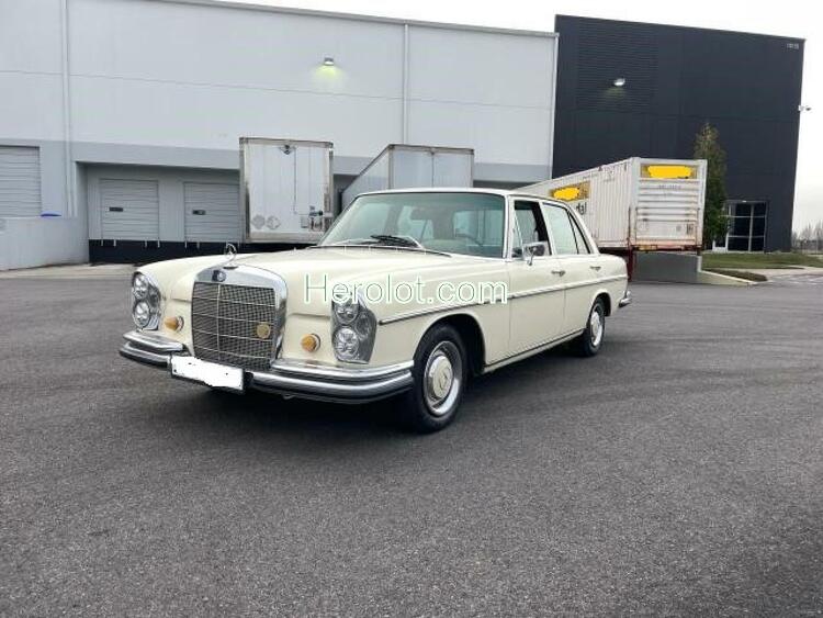 MERCEDES-BENZ 250S 1967 cream    39788823 10801212051696 10801212051696 photo #3