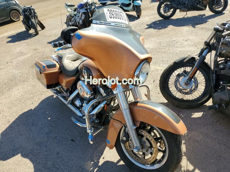 HARLEY-DAVIDSON FLHX 105TH 2008 gold  gas  39360673 1HD1KB4428Y643310 1HD1KB4428Y643310 photo #1