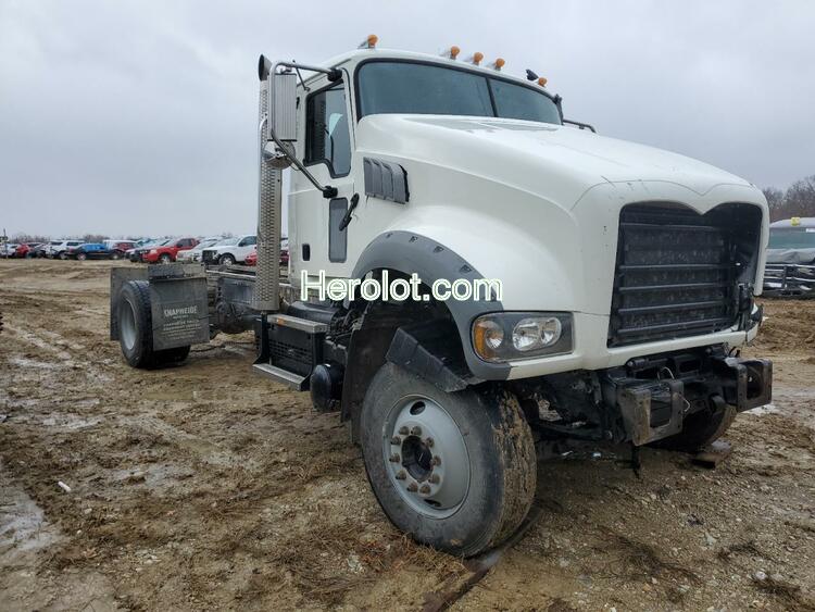 MACK GRANITE 2019 white  diesel  37366903 1M2GR5ABXKM001147 1M2GR5ABXKM001147 photo #1