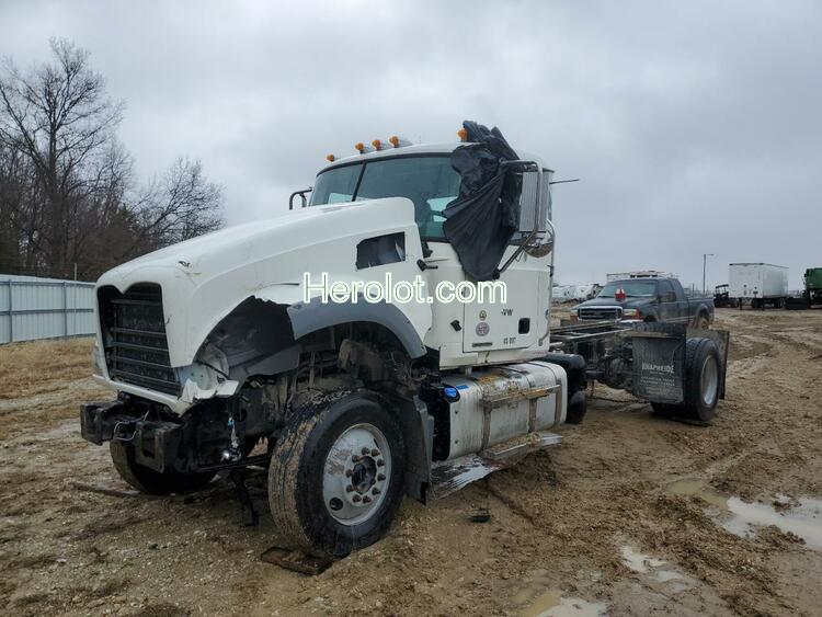 MACK GRANITE 2019 white  diesel  37366903 1M2GR5ABXKM001147 1M2GR5ABXKM001147 photo #3