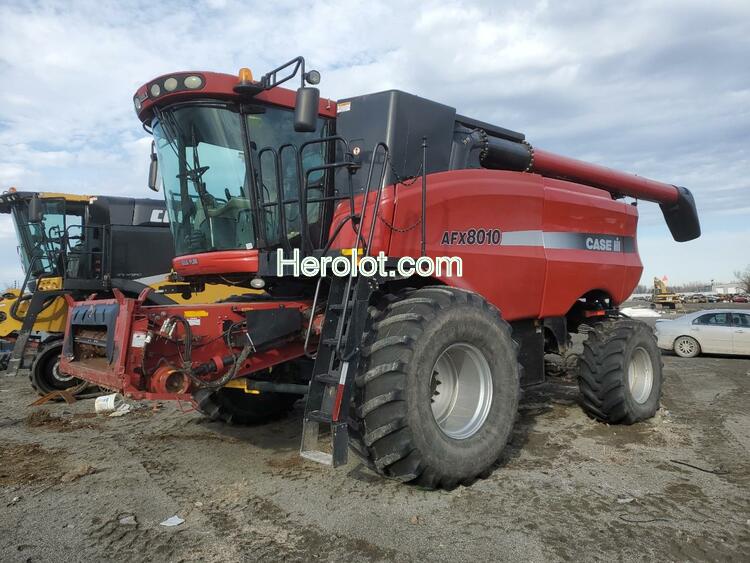 CASE COMBINE 2003 red    69444932 F3AE0684JB902 F3AE0684JB902 photo #3