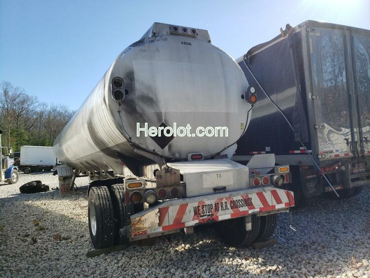 HEIL TANKER 2005 silver    64111902 5HTAM452357L68306 5HTAM452357L68306 photo #4