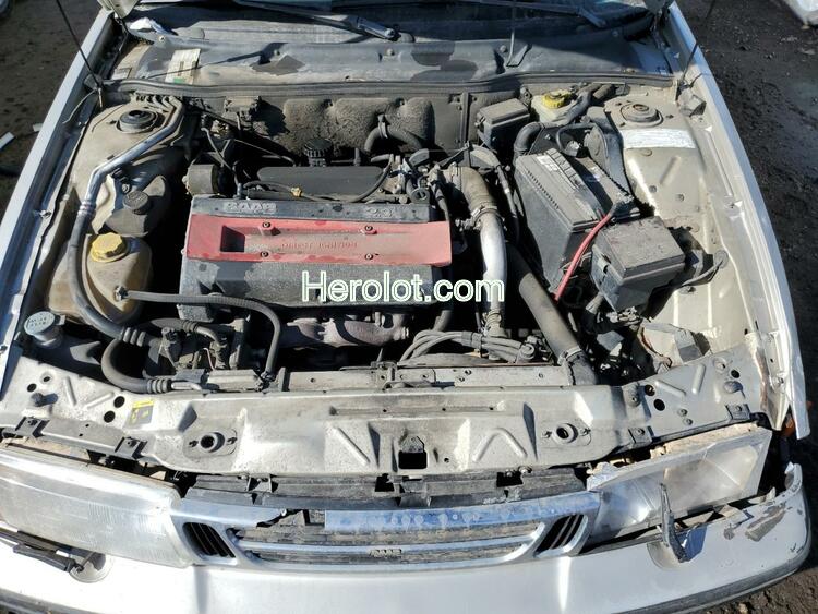 SAAB 9000 CS 1994 silver hatchbac gas  40492663 YS3CN65M7R1015818 YS3CN65M7R1015818 photo #4