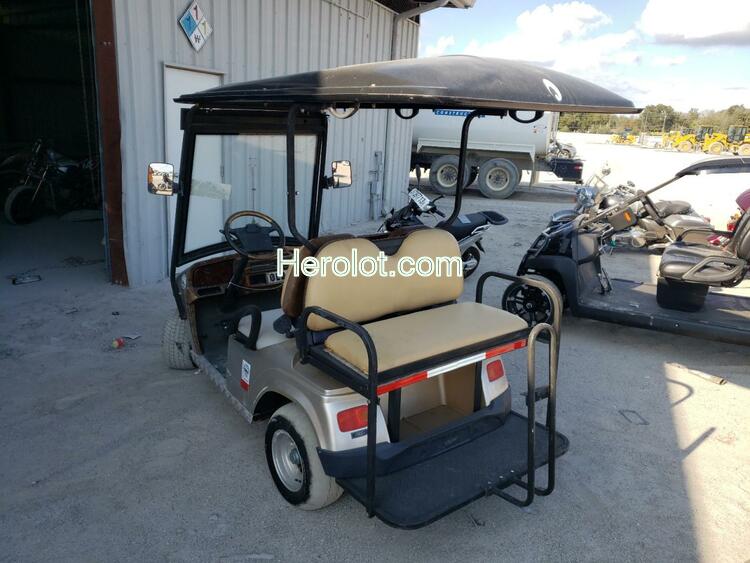 STARCRAFT GOLF CART 2010 cream    37807803 1J9G3802XAG342185 1J9G3802XAG342185 photo #4