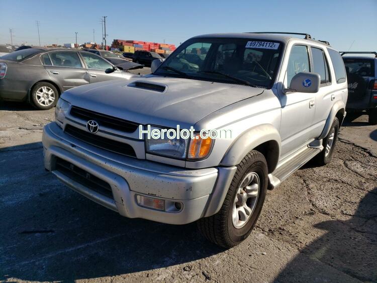 TOYOTA 4RUNNER SR 2001 silver  gas  69794112 JT3GN86R510211317 JT3GN86R510211317 photo #1