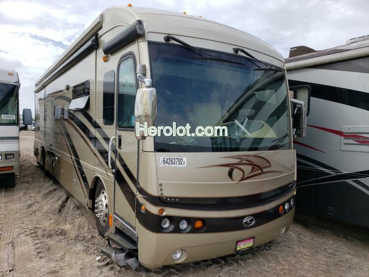 OTHR RV 2016 tan  diesel  64263792 4UZACGCY1FCGY4634 4UZACGCY1FCGY4634 photo #1