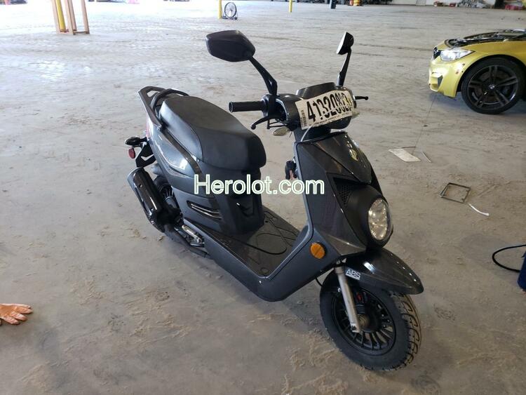 ZHNG MOPED 2018 black    41320823 L5YACBAA0J1163959 L5YACBAA0J1163959 photo #1