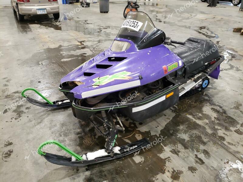 ARTC SNOWMOBILE 1995 purple    40151253 9553661 9553661 photo #3