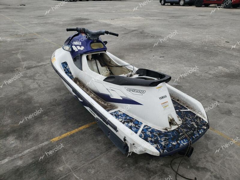 YAMAHA WAVERUNNE 1998 white    40643163 YAMA1658H798 YAMA1658H798 photo #4