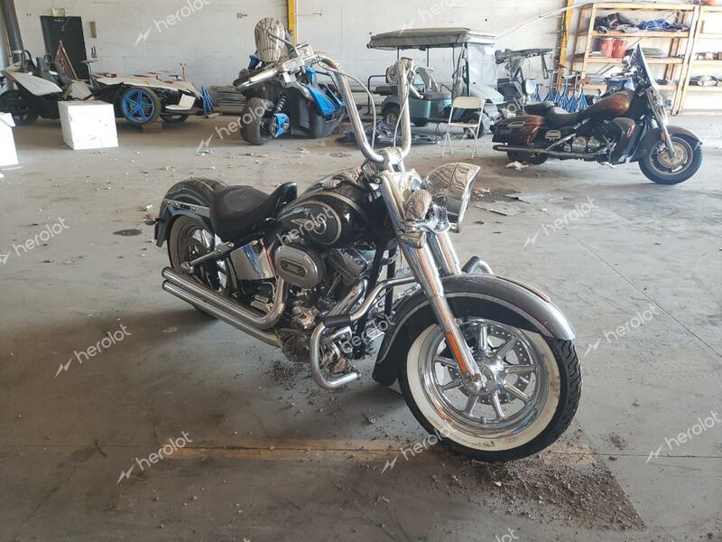 HARLEY-DAVIDSON FLHTNSE CV 2015 two tone  gas  70759572 1HD1TF914FB952330 1HD1TF914FB952330 photo #1