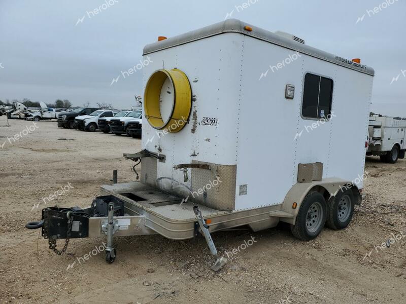 FEATHERLITE MFG INC UTILITY 2006 white  propane  39436333 4FGA511296C093369 4FGA511296C093369 photo #3