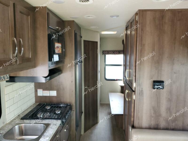 JAYC RV 2018 white  gas  40467563 1FDXE4FS3JDC00747 1FDXE4FS3JDC00747 photo #4