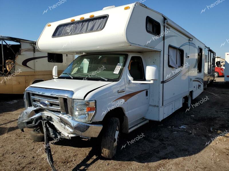 COACH FREELANDER 2014 white  gas  71515212 1FDXE4FS4DDA52807 1FDXE4FS4DDA52807 photo #3