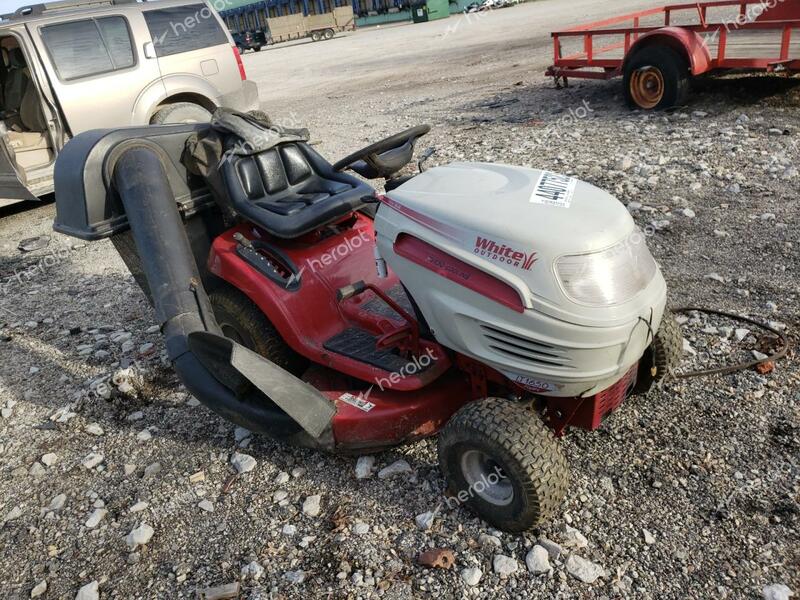 WHITE LAWNMOWER 2000 white    44077523 1E17OHIO456 1E17OHIO456 photo #1