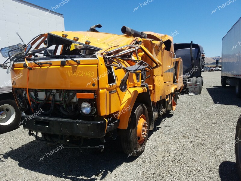 STERLING TRUCK SC 8000 2007 orange tilt cab diesel  40272490 49HAADBV07DX61517 49HAADBV07DX61517 photo #3