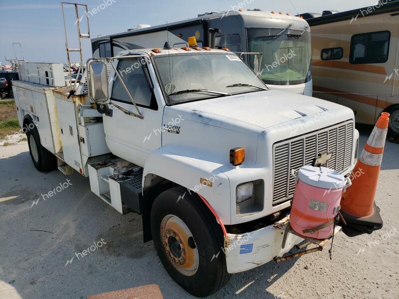 CHEVROLET KODIAK C7H 1996 white chassis diesel  38484733 1GBM7H1J9TJ107859 1GBM7H1J9TJ107859 photo #1