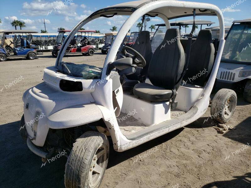 GEM GOLF CART 2014 white  electric  65511232 52CG4SGA4E0010027 52CG4SGA4E0010027 photo #3