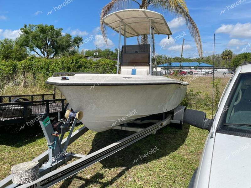 WELLS CARGO BOAT W/TRL 1987 white    46578223 WELF5566F687 WELF5566F687 photo #3