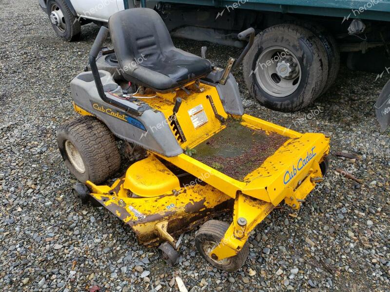 CUB LAWN MOWER 2015 yellow    45103053 1E096G20002 1E096G20002 photo #1