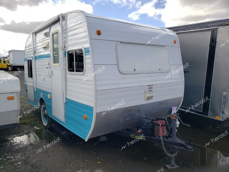 WHITE TRAILER 2018 white    45386783 59CCC1615JL005073 59CCC1615JL005073 photo #1