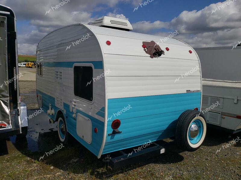 WHITE TRAILER 2018 white    45386783 59CCC1615JL005073 59CCC1615JL005073 photo #4