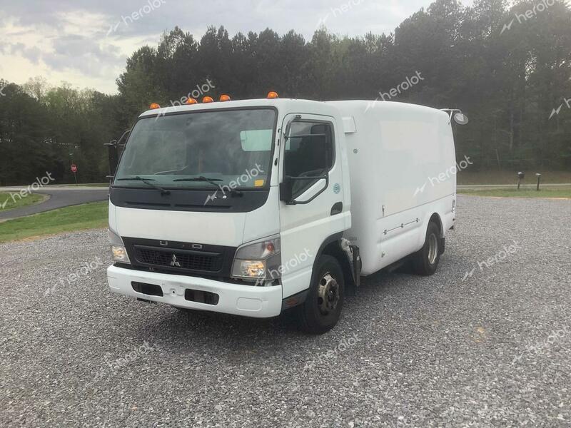 MITSUBISHI FE 84D 2010 white tilt cab diesel  48007873 JL6BBD1S9AK006757 JL6BBD1S9AK006757 photo #3