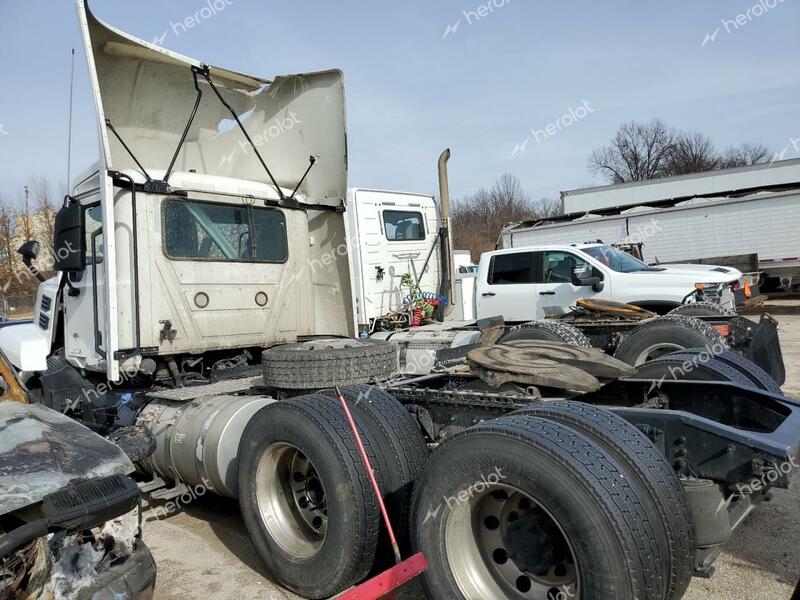 MACK ANTHEM 2022 white  diesel  72820562 1M1AN4GY0NM027627 1M1AN4GY0NM027627 photo #4