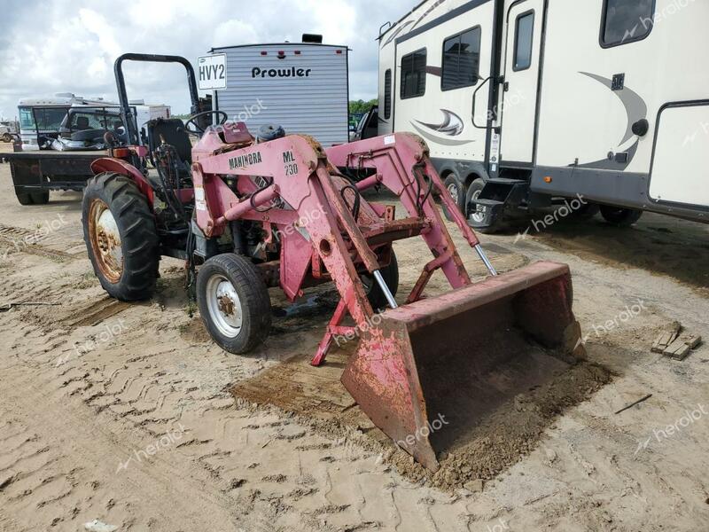 MAHINDRA AND MAHINDRA TRACTOR 1997 red    47648723 EMBN3178J6 EMBN3178J6 photo #1