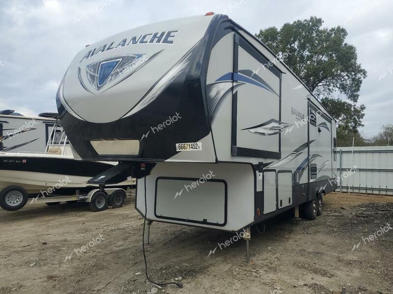 KEYSTONE 5TH WHEEL 2018 two tone    66671452 4YDF32022JE760334 4YDF32022JE760334 photo #3