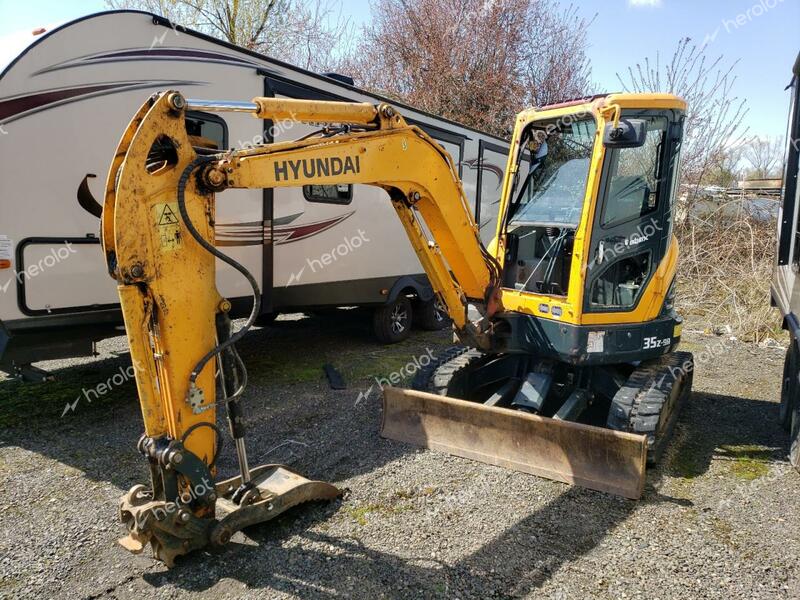 HYUNDAI EXCAVATOR 2018 orange    47947193 HHKHMH04VJ0000588 HHKHMH04VJ0000588 photo #3