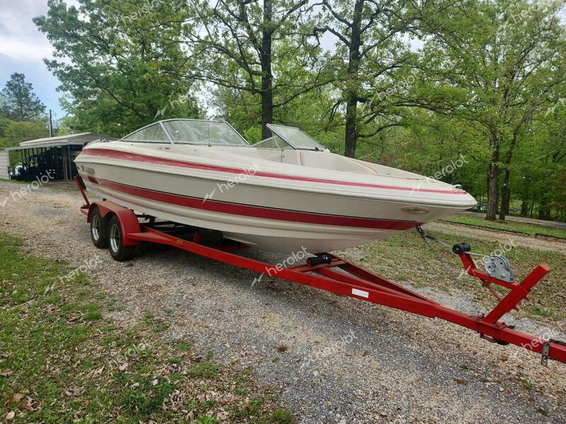 LARS BOAT W/TRL 2004 two tone    48929443 LAR73821A404 LAR73821A404 photo #1