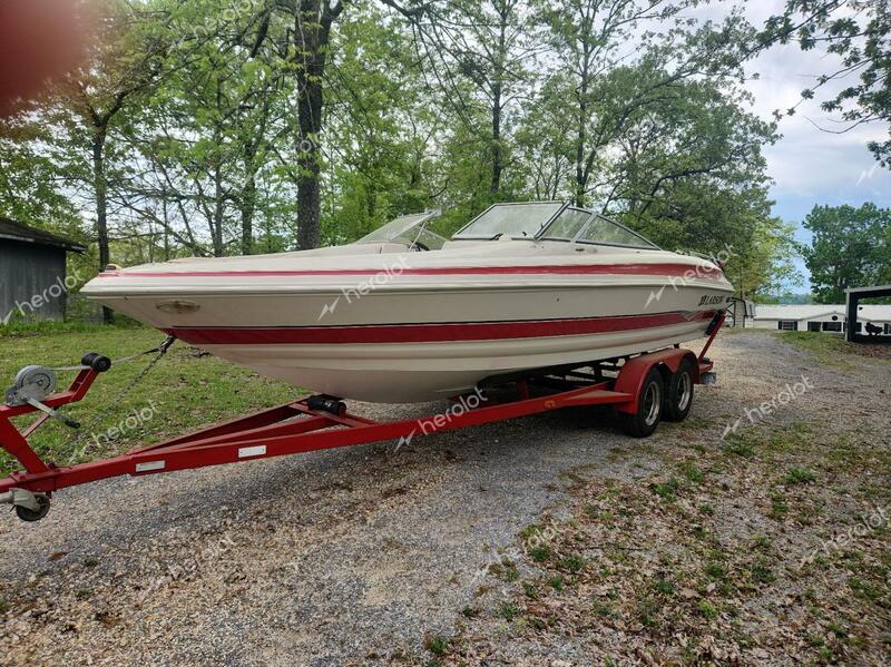 LARS BOAT W/TRL 2004 two tone    48929443 LAR73821A404 LAR73821A404 photo #3