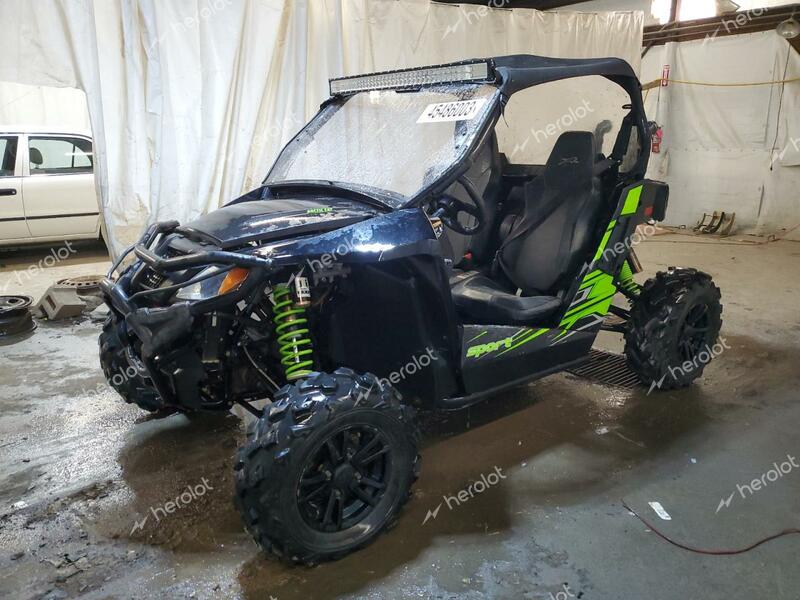 ARCTIC CAT WILDCAT 2017 black   4UF17MPV5HT305196 photo #3