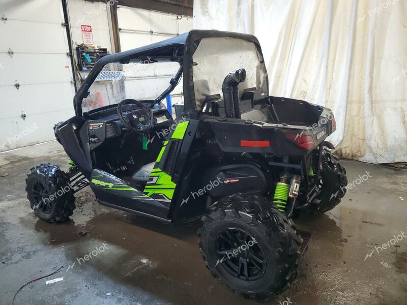 ARCTIC CAT WILDCAT 2017 black   4UF17MPV5HT305196 photo #4