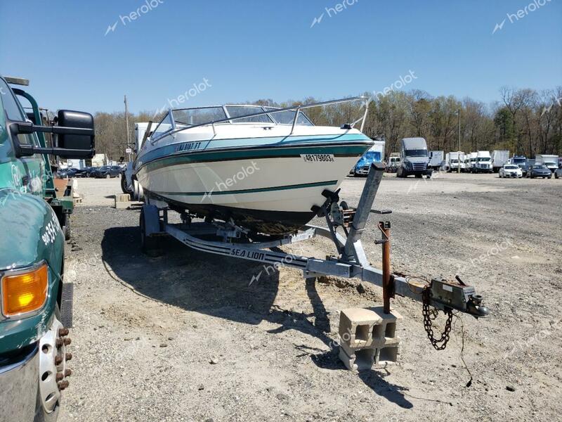 WELLS CARGO BOAT W/TRL 1992 two tone    48179803 WELA6695HG192 WELA6695HG192 photo #1