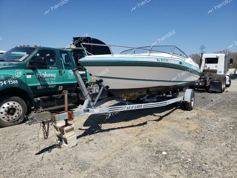 WELLS CARGO BOAT W/TRL 1992 two tone    48179803 WELA6695HG192 WELA6695HG192 photo #3