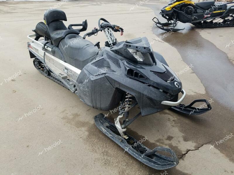 SKI DOO EXPEDITION 2014 black    46391973 YH2SSPEB3ER000372 YH2SSPEB3ER000372 photo #1