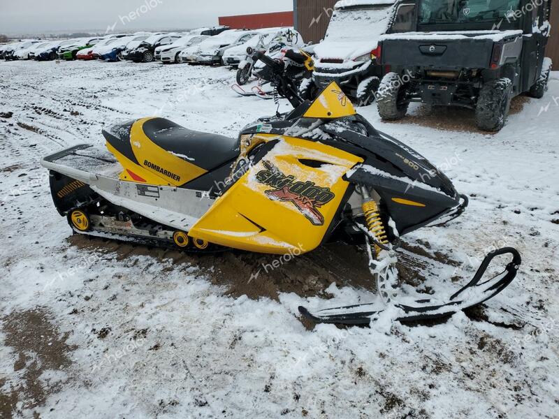 BOMBARDIER SKIDOO 2003 yellow    46175593 2BPS2265X3V000011 2BPS2265X3V000011 photo #1