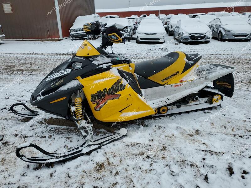 BOMBARDIER SKIDOO 2003 yellow    46175593 2BPS2265X3V000011 2BPS2265X3V000011 photo #3