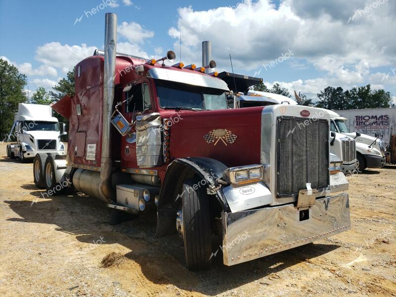 Грузовик Peterbilt 359 мотор