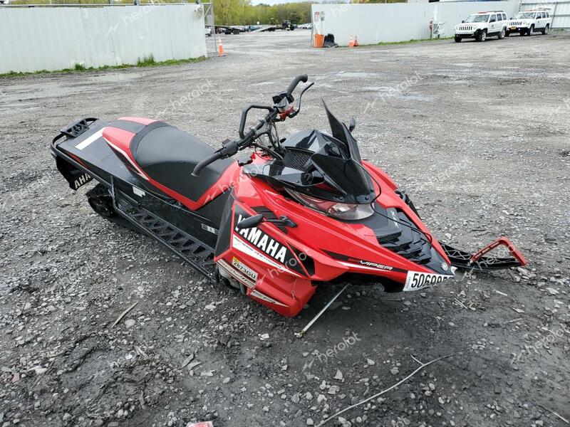 YAMAHA SR VIPER 2014 red    50698593 4UF8JR009ET001375 4UF8JR009ET001375 photo #1