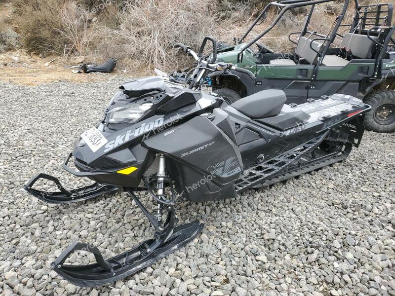 BOMBARDIER SNOWMOBILE 2020 black   2BPSCELD0LV000383 photo #3