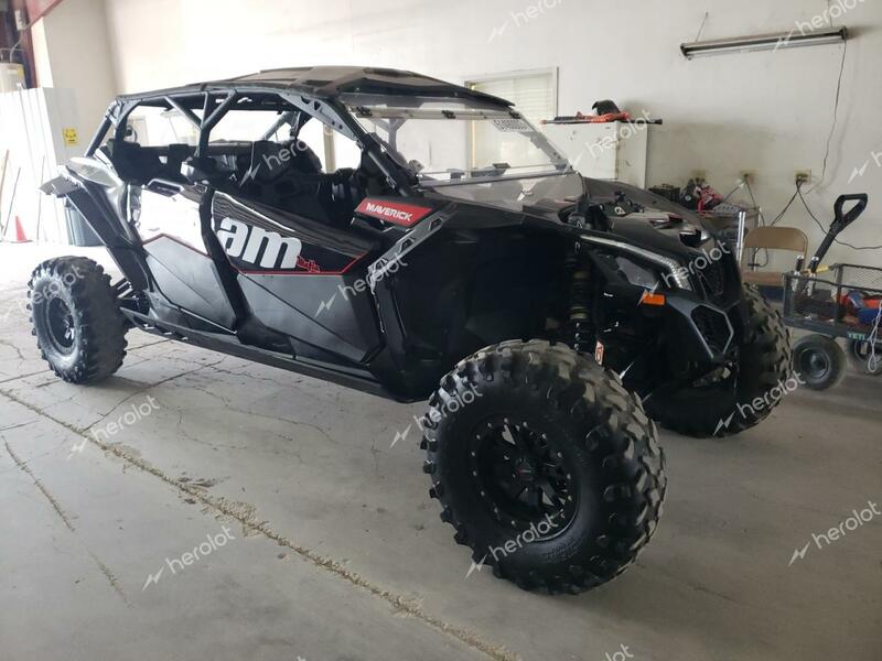 CAN-AM MAVERICK X 2019 black  gas  51490003 3JBVMAY49KK000133 3JBVMAY49KK000133 photo #1