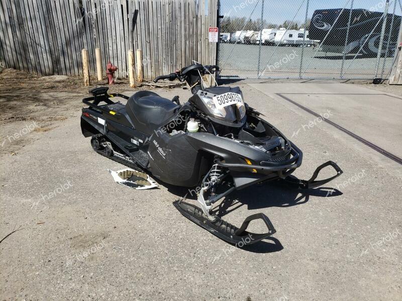 SKI DOO EXPEDITION 2015 black   YH2SSRFE4FR000158 photo #1