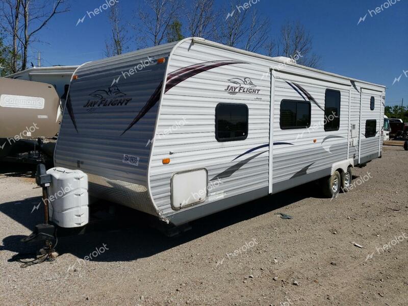 JAYC RV 2013 white   1UJBJ0BS7D18R0369 photo #3