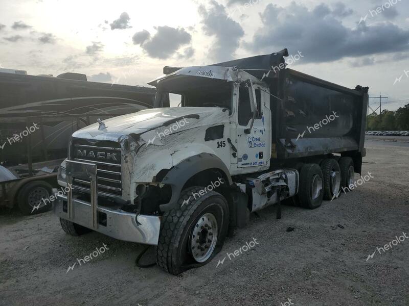 MACK GRANITE 2021 white  diesel  41961693 1M2GR4GC7MM023779 1M2GR4GC7MM023779 photo #3