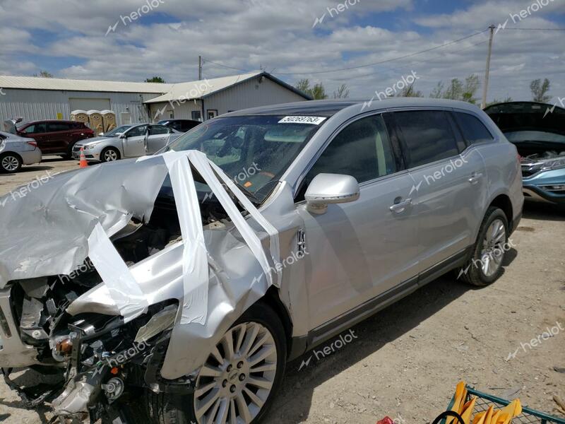 LINCOLN MKT 2010 silver  gas  50269763 2LMHJ5AR2ABJ04306 2LMHJ5AR2ABJ04306 photo #1