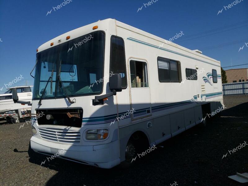 CCHM MOTORHOME 1997 white  gas 3FCMF53G8VJA01764 photo #3