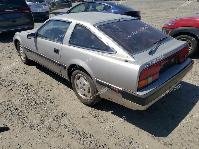 DATSUN 300ZX 2+2 1984 beige hatchbac gas JN1HZ16S2EX002793 photo #3