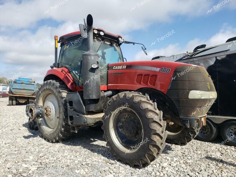 CASE TRACTOR 2015 red    43333953 ZERH09426 ZERH09426 photo #1